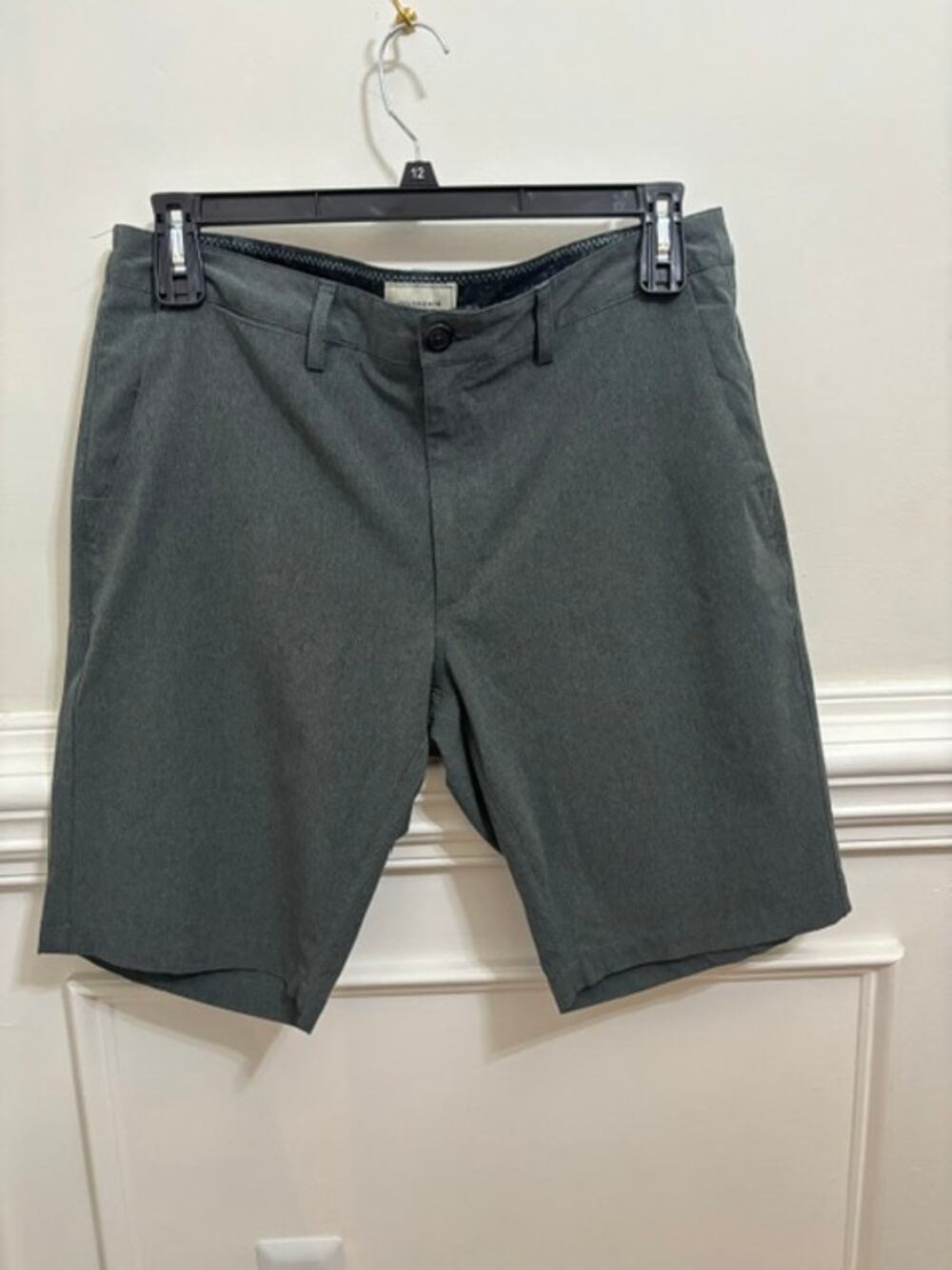 7 Diamonds Performance Shorts Mens 33 Gray Chino Stretch Flat Front